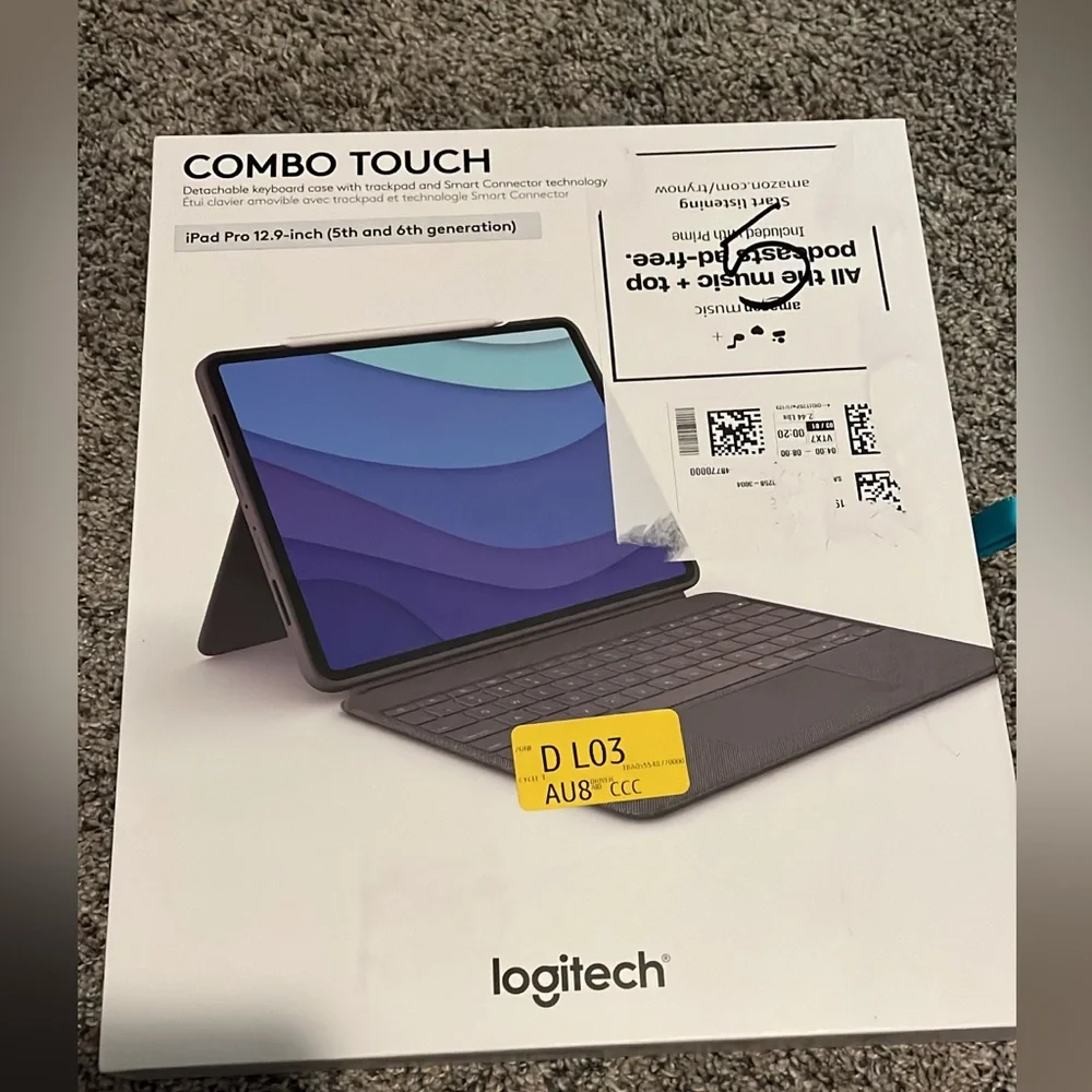 Logitech keyboard for iPad Pro 12.9 inch like new
